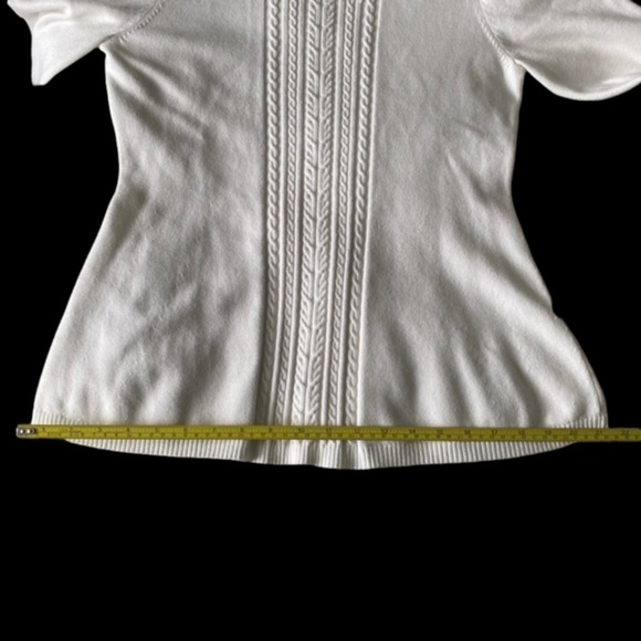 BCBGMaxAzria Ribbed Knit White Sweater Stretch Soft Long Sleeves Size L - Picture 9 of 9